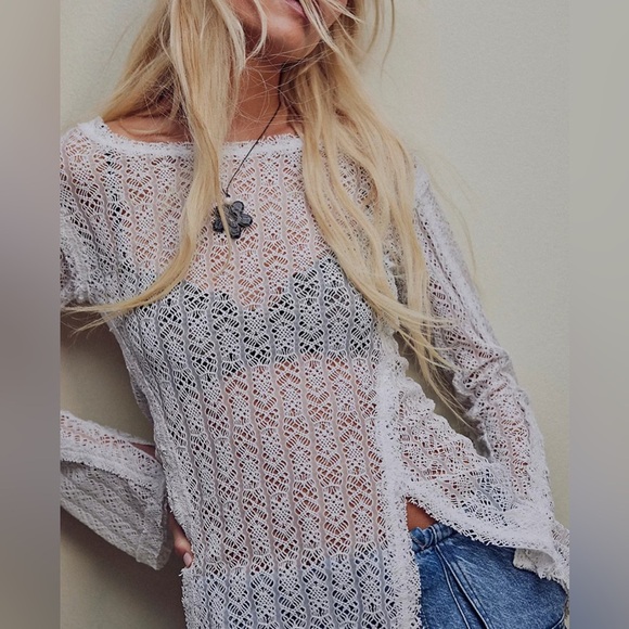 Free People Women's On The Road Twisted White Size Small Sheer Knit Relaxed Top - Picture 2 of 14